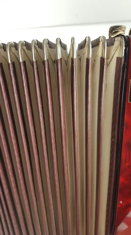 AKORDEON AMORETTA 80 BAS