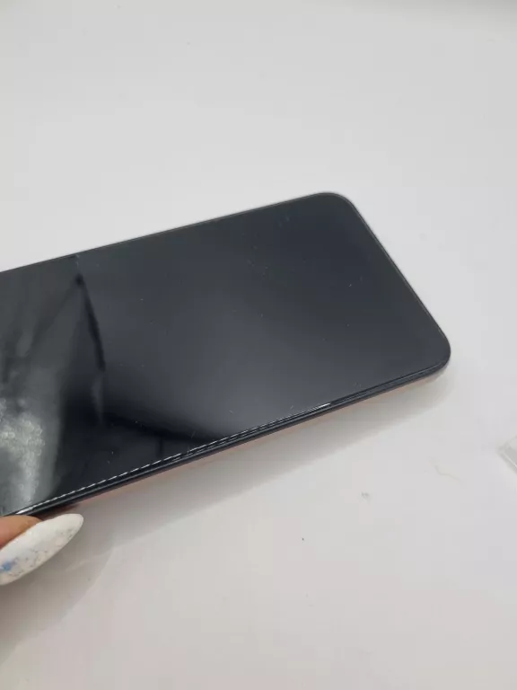 TELEFON MOTOROLA G30 128GB PĘKNIECIE