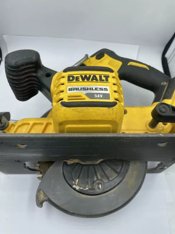 PILARKA DEWALT DCS575