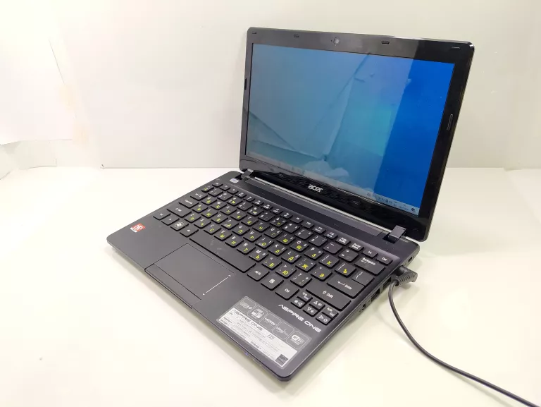 LAPTOP ACER ASPIRE ONE 725 AMD C60 2/320GB HDD DZIAŁA NA ŁADOWARCE