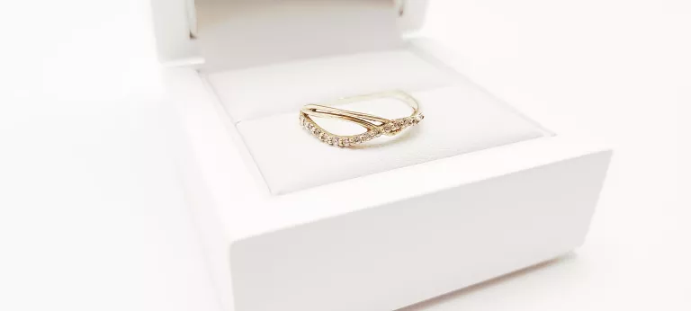 SKROMNY ZŁOTY PIERŚCIONEK P.585 R.15