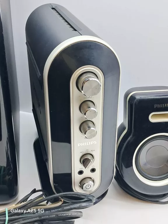 GŁOŚNIKI MULTIMEDIALNE PHILIPS 2.1 SPA9350/10