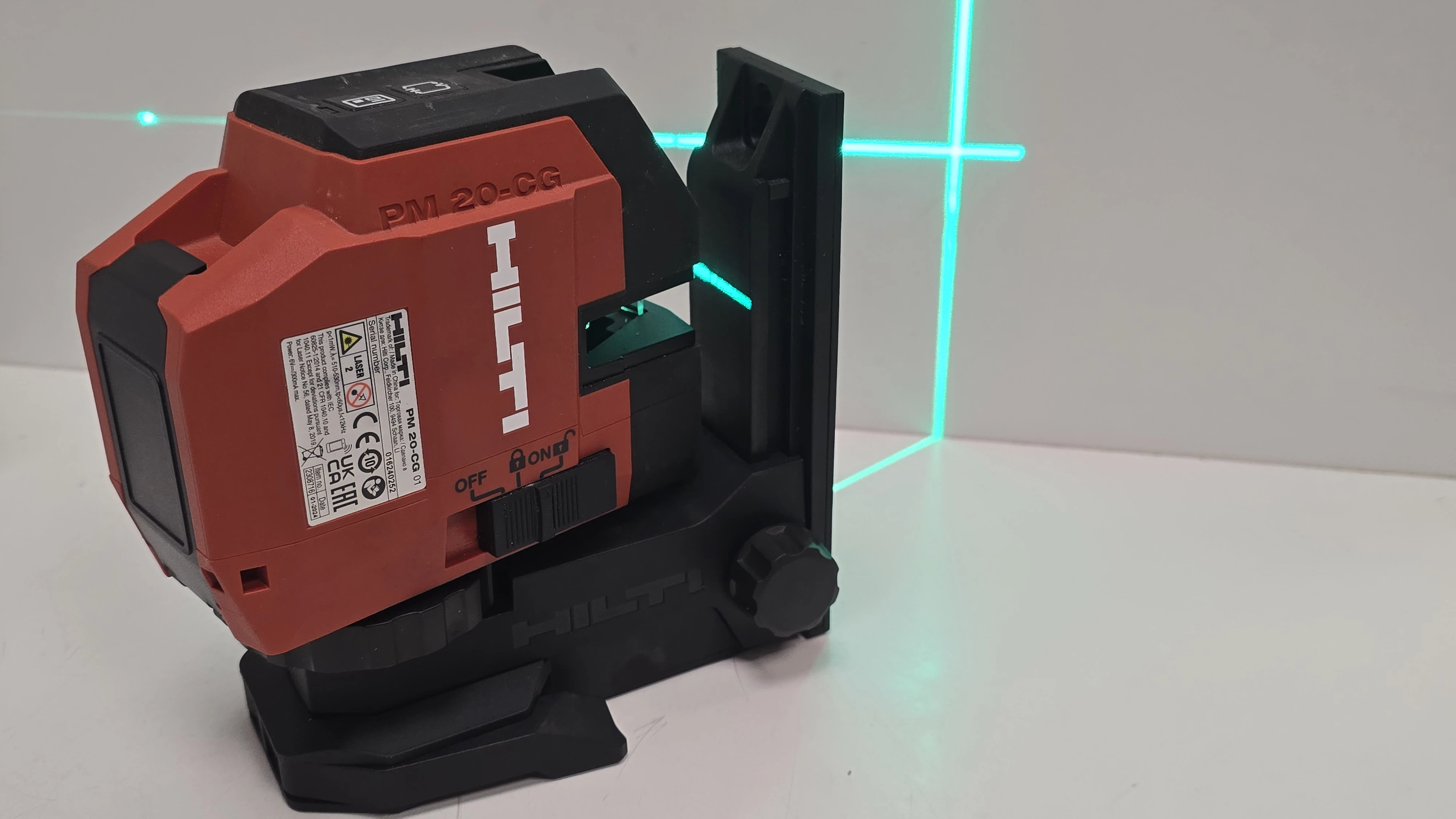 laser-krzyzowy-hilti-pm-20-cg-profesjonalny-precyzyjny-ean-gtin-7613023785194