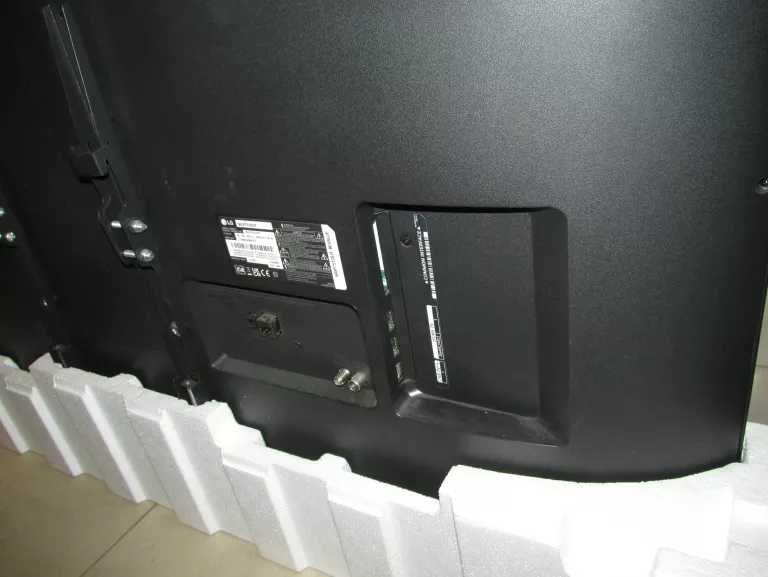 ZADBANY TELEWIZOR LED LG 50UP751C 50