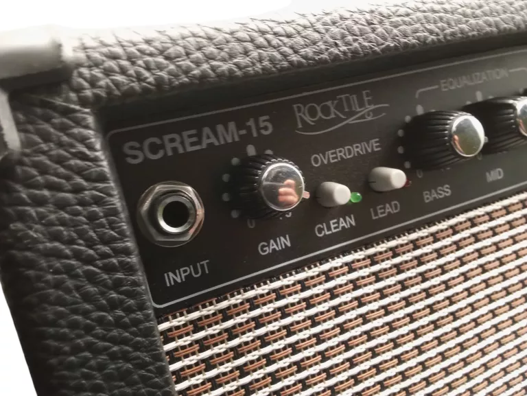 WZMACNIACZ PIECYK GITAROWY ROCKTILE SCREAM-15