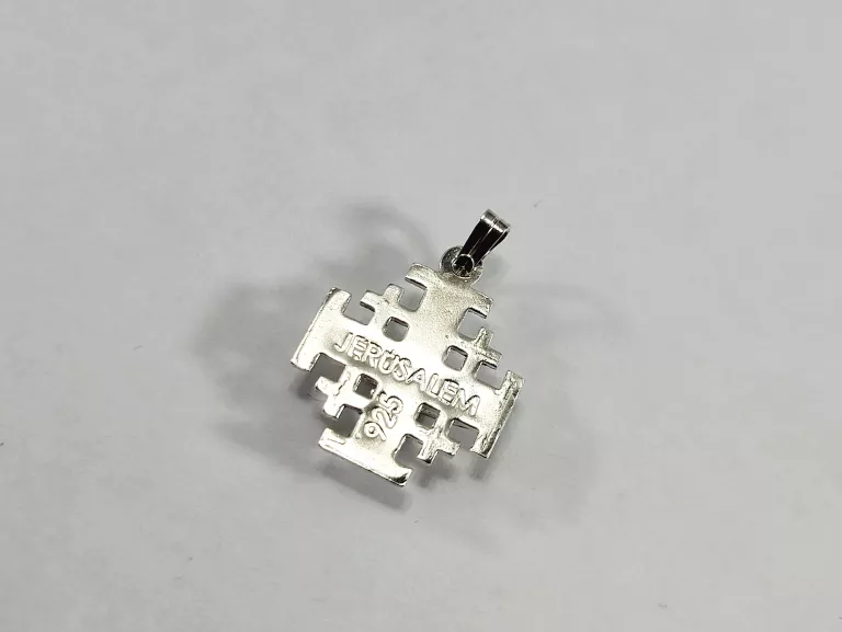 SB051 SREBRO 925 ZAWIESZKA KRZYŻ JEROZOLIMSKI 1,9G