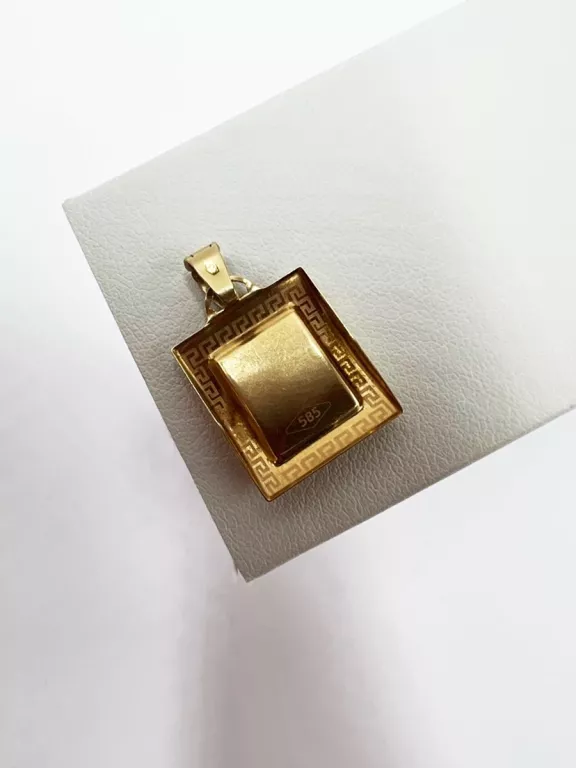 zlota-zawieszka-znak-zodiaku-skorpion-p585132g25cm-ean-gtin-5905868206906