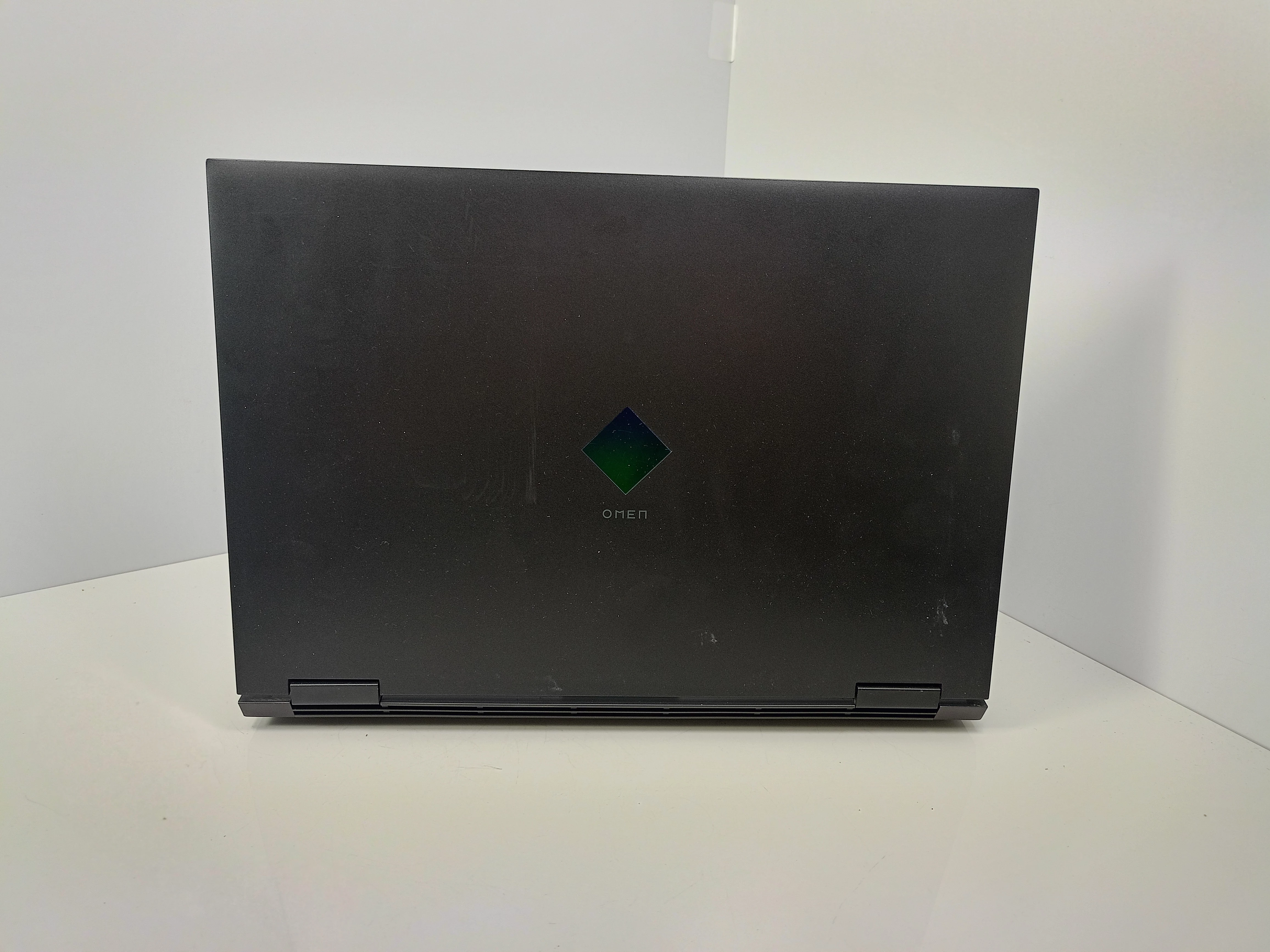 laptop-hp-omen-16-c0220nw-amd-ryzen-5-5600h-16-gb-ram-512-ssd-rozdzielczosc-px-4474-211457