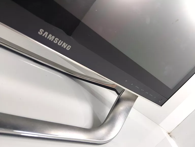KOMPUTER SAMSUNG DP700A3D