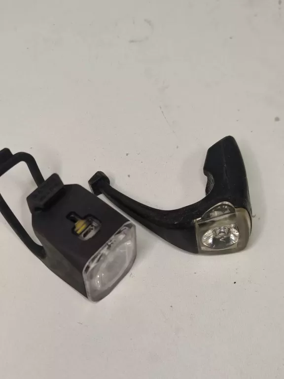 lampka-rowerowa-przednia-btwin-wroclawska-71-krakow