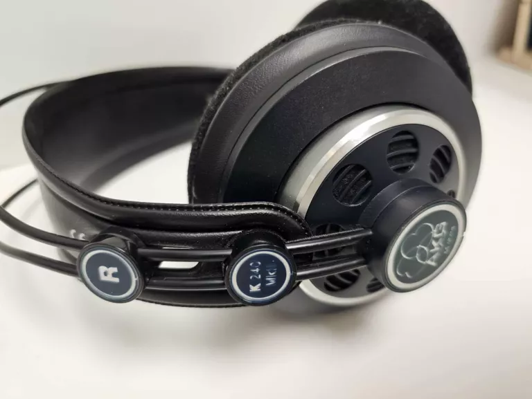 SŁUCHAWKI NAUSZNE AKG K240 MKII CZARNY