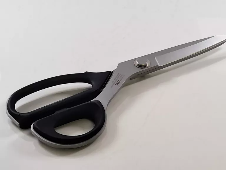 NOŻYCE KRAWIECKIE KAI 7250
