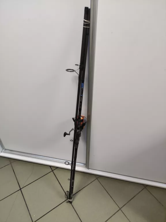 WĘDKA MISTRALL AQUA CARP SLIM 3,90M / 3,5 LBS KOŁOWROTEK