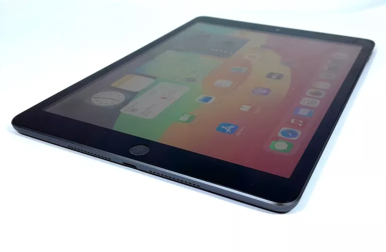 TABLET APPLE IPAD 9 GENERACJI 10,2" 64GB WI-FI