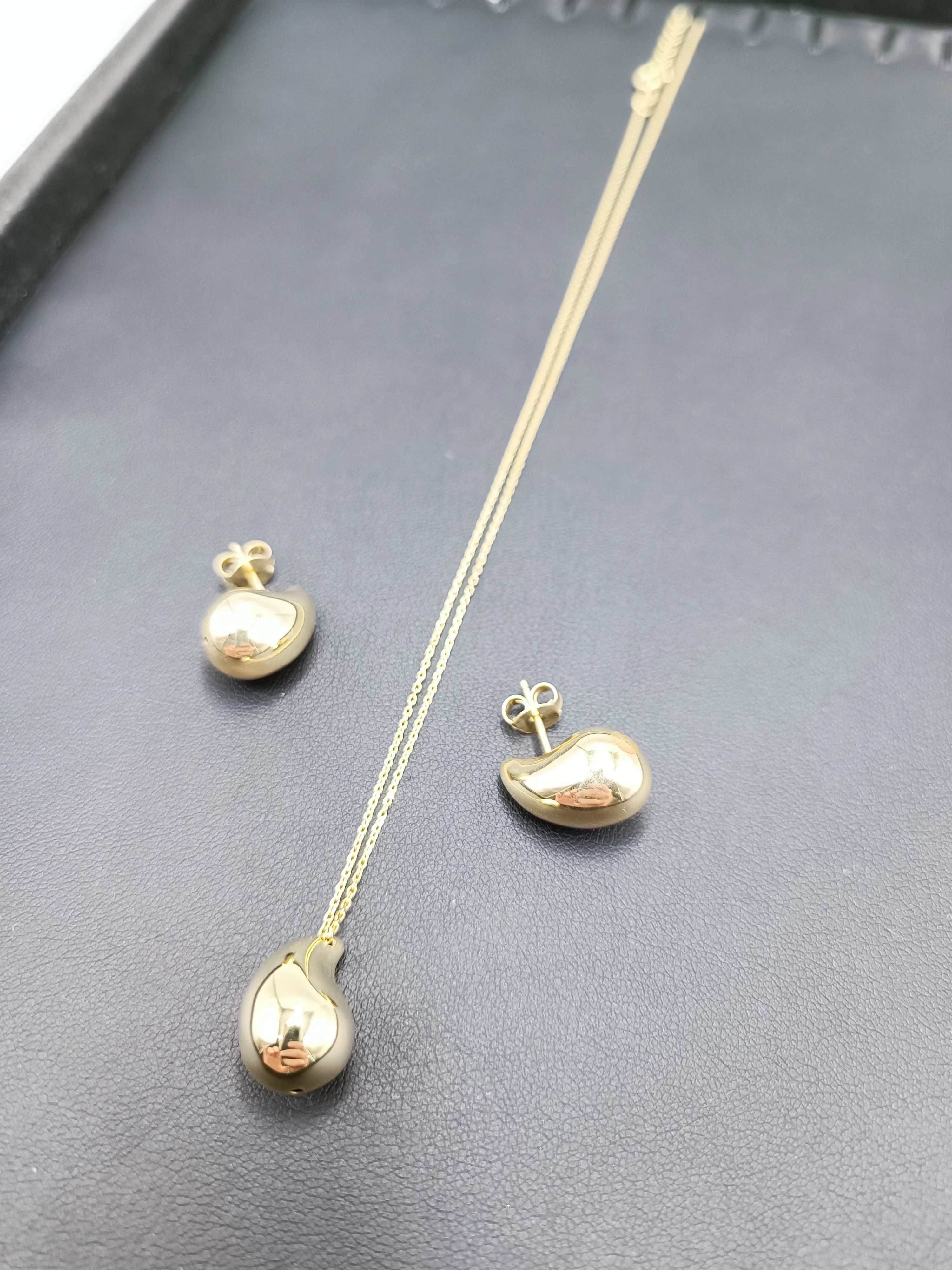 zestaw-srebnej-bizuterii-pozlacanej-lancuszek-kolczyki-ean-gtin-5904463314153