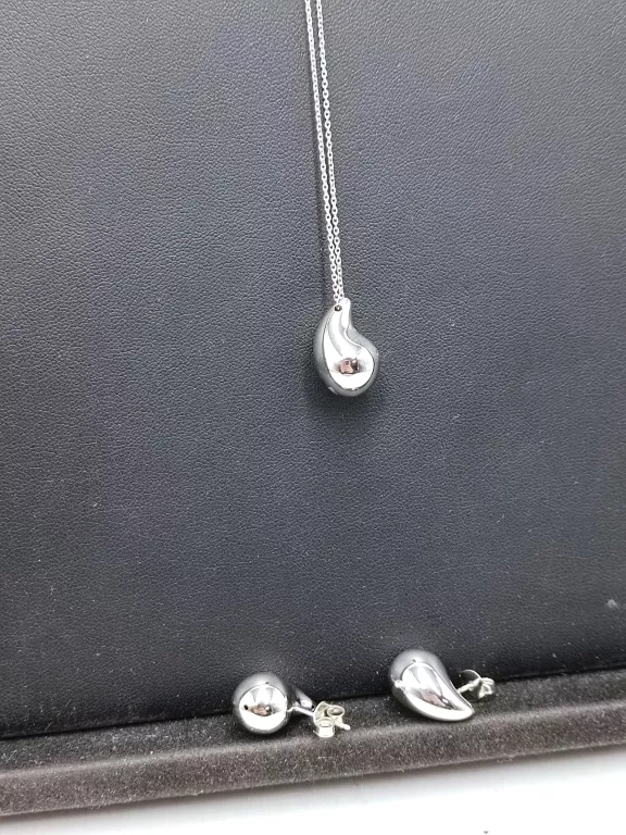 zestaw-srebnej-bizuterii-lancuszek-kolczyki-stan-11323-2