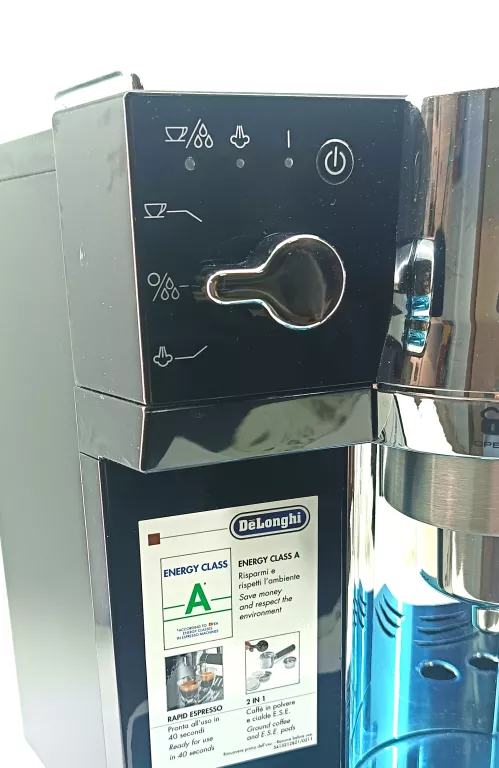 EKSPRES KOLBOWY DE'LONGHI EC 820.B
