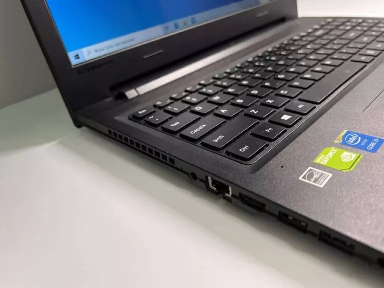 LAPTOP LENOVO IDEAPAD 100 4/1TB INTEL CORE I5 WINDOWS 10
