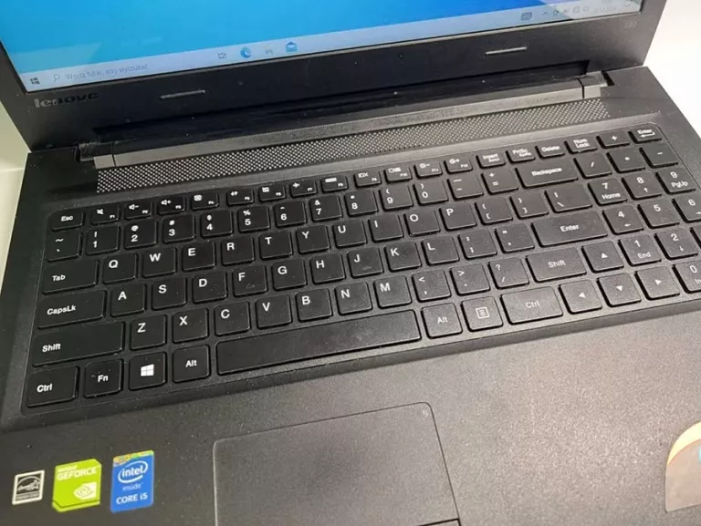 LAPTOP LENOVO IDEAPAD 100 4/1TB INTEL CORE I5 WINDOWS 10
