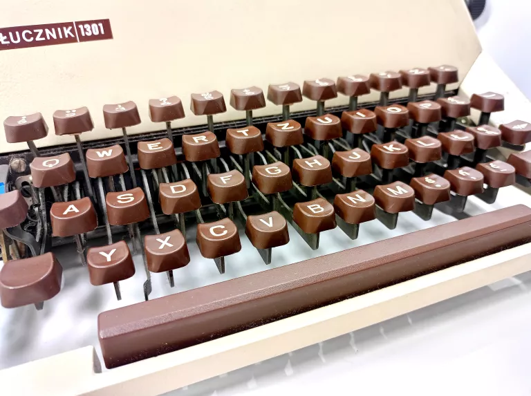 maszyna-do-pisania-lucznik-1301-ean-gtin-7322590019846