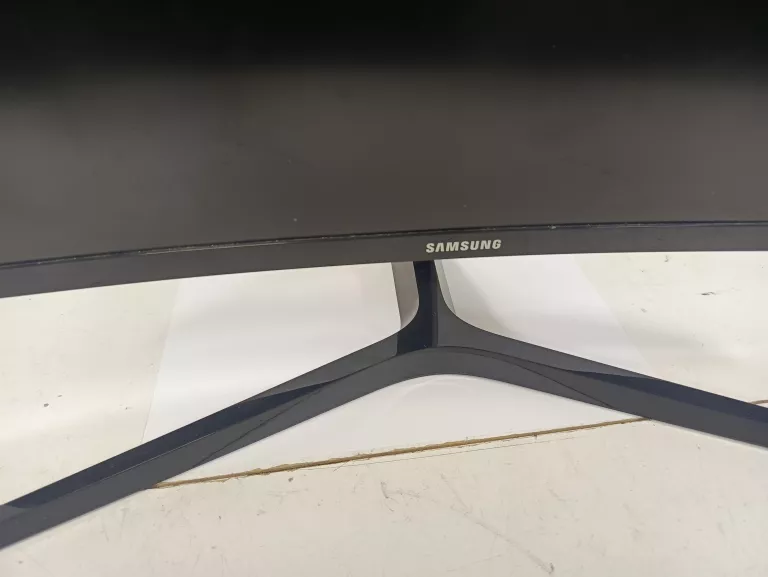 MONITOR SAMSUNG C24F396FHU ZAKRZYWIONY CZARNY 24 CALE HDMI