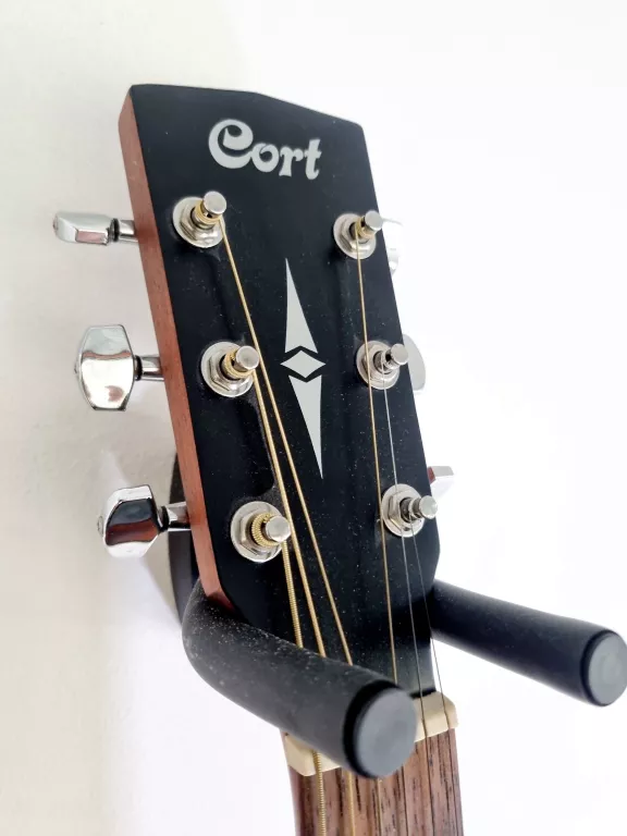 GITARA AKUSTYCZNA CORT AD810 OP #OPIS