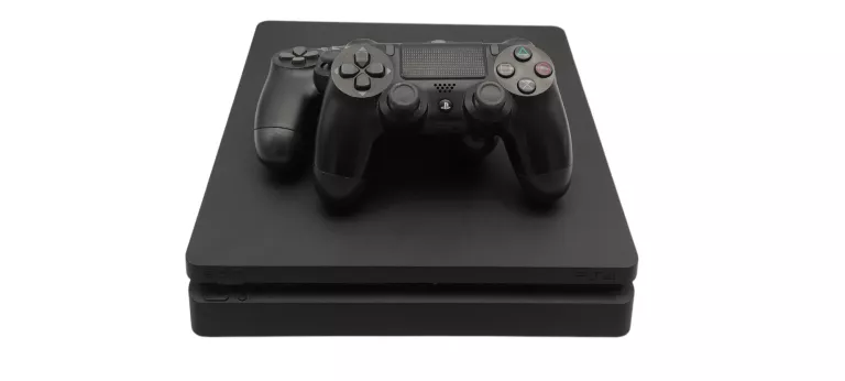 KONSOLA PS4 500GB + 2X PAD + OKABLOWANIE + 21 GIER