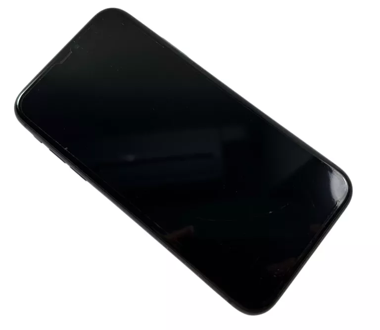 telefon-iphone-11-64gb-kondycja-82-pojemnosc-akumulatora-3110