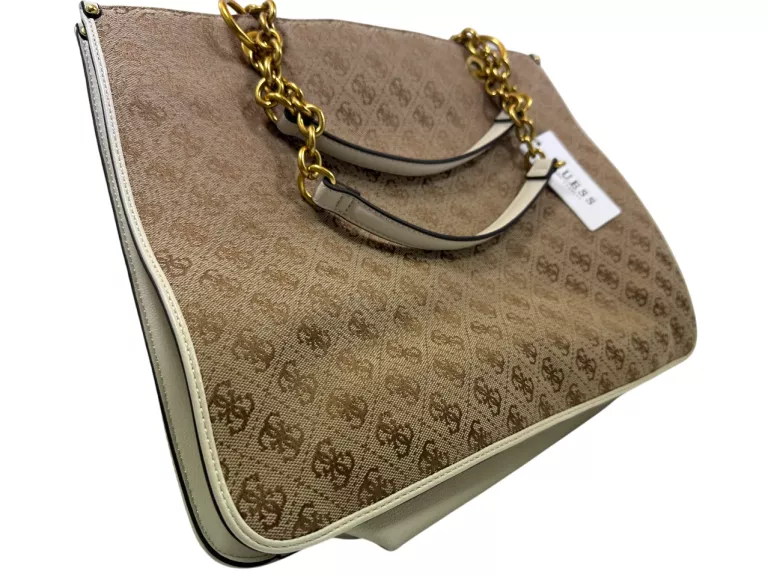 ELEGANCKA TOREBKA NA ŁAŃCUSZKU GUESS HWAILE_P1404