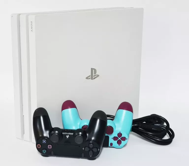 LIMITOWANA KONSOLA PS4 PRO 1TB BIAŁA + 2 PADY