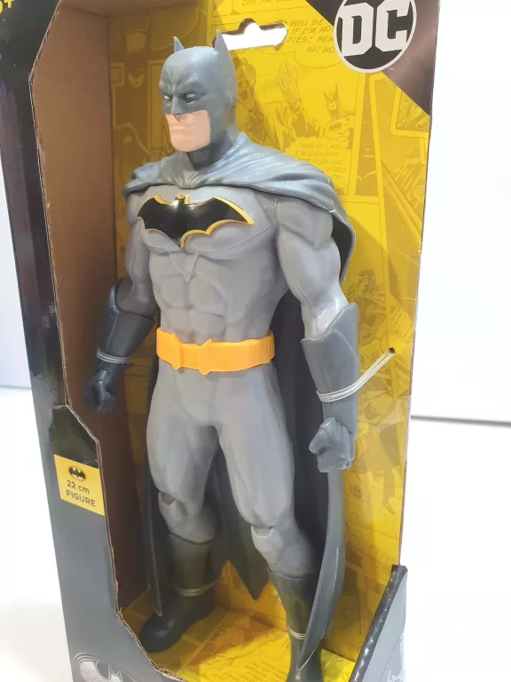 FIGURKA BATMAN 22CM