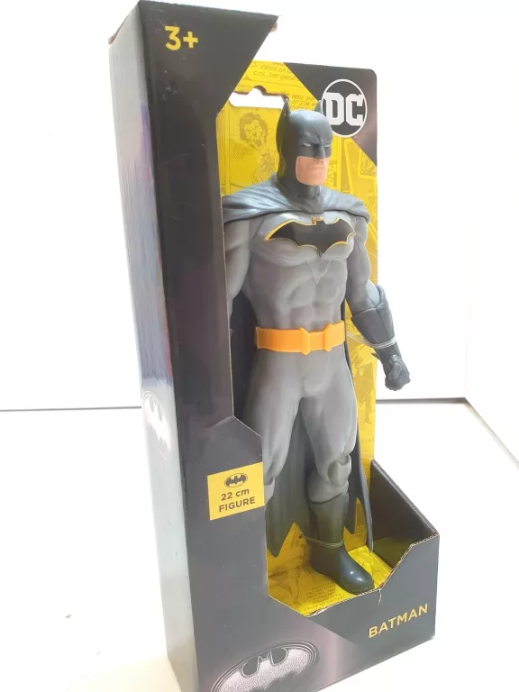 FIGURKA BATMAN 22CM