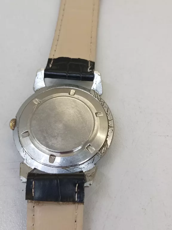 ZEGAREK SPUTNIK
