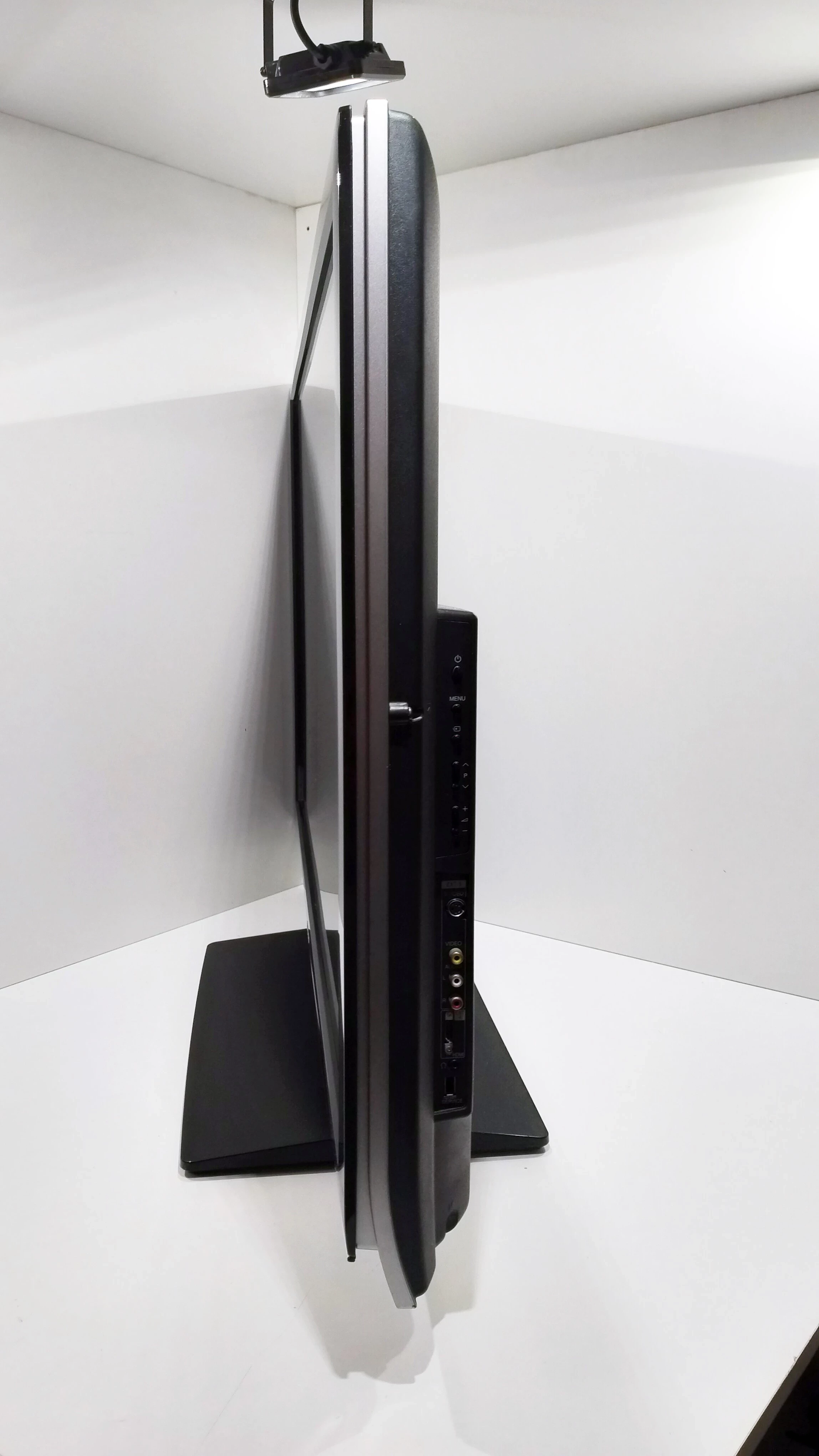 telewizor-sharp-aquos-lc-46-cali-stan-11323-2