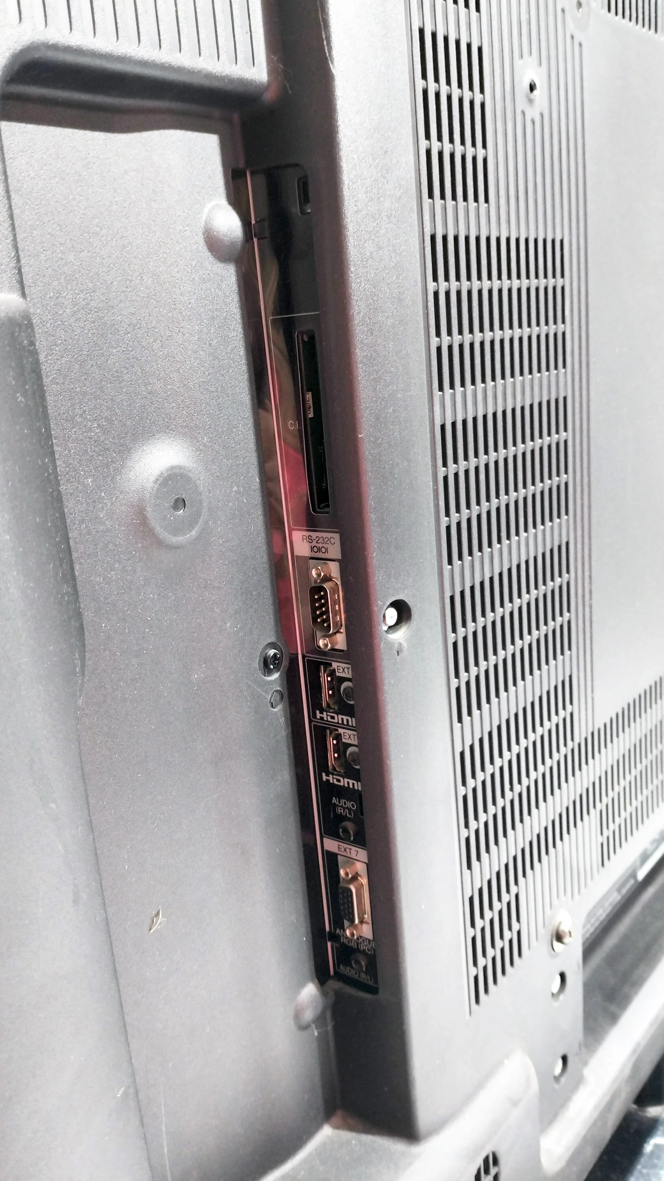 telewizor-sharp-aquos-lc-46-cali-format-hd-129294-4