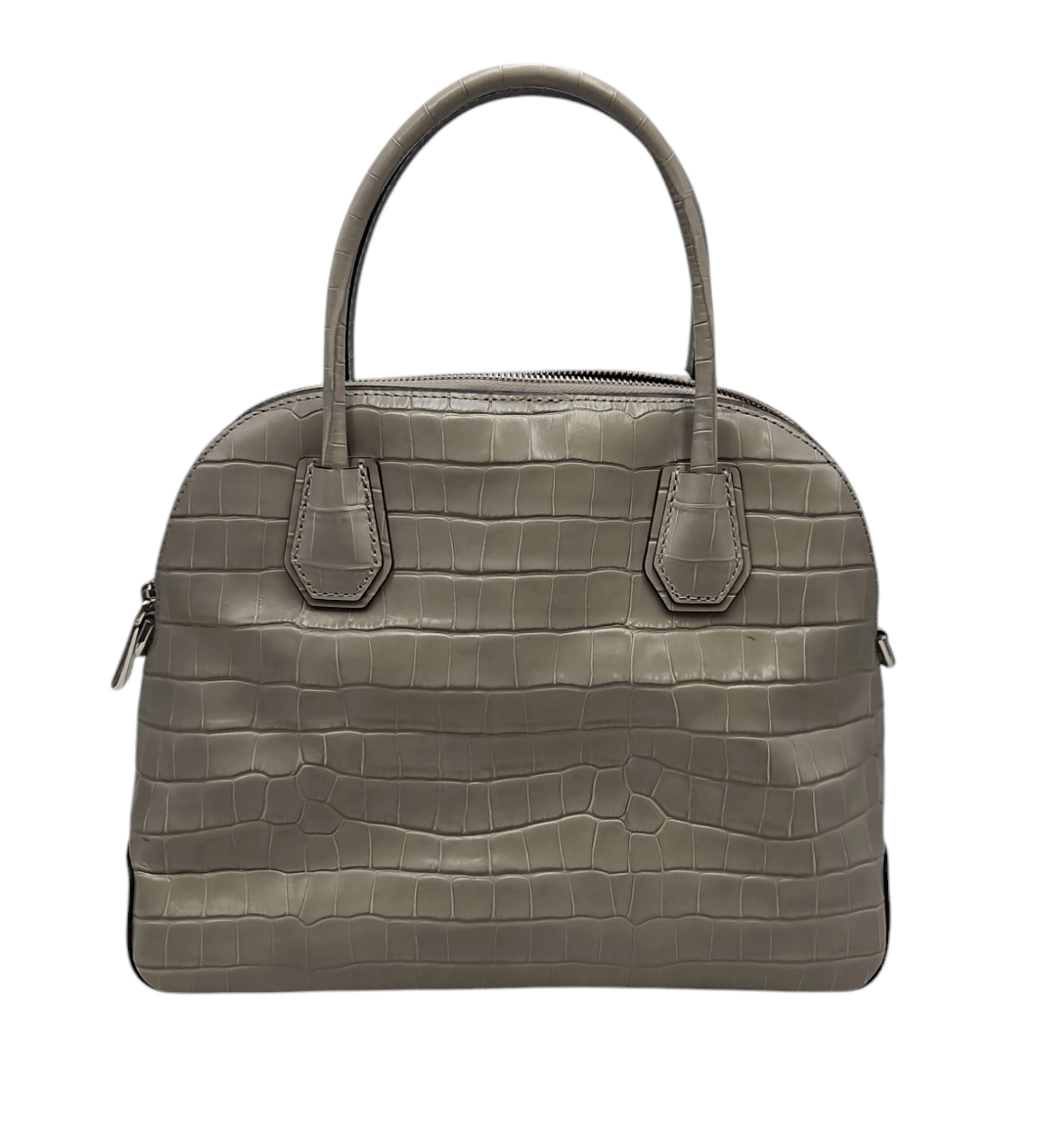 torebka-michael-kors-krokodyl-mercer-szara-klasyka-stan-11323-2