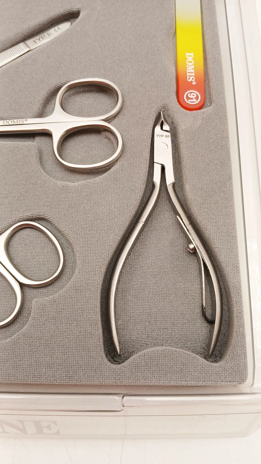 zestaw-narzedzi-do-paznokci-domis-stan-11323-1