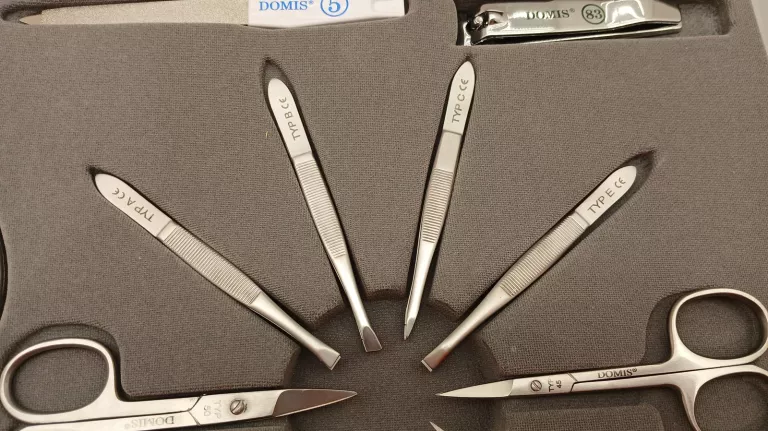 zestaw-narzedzi-do-paznokci-domis-marka-248811-1973303