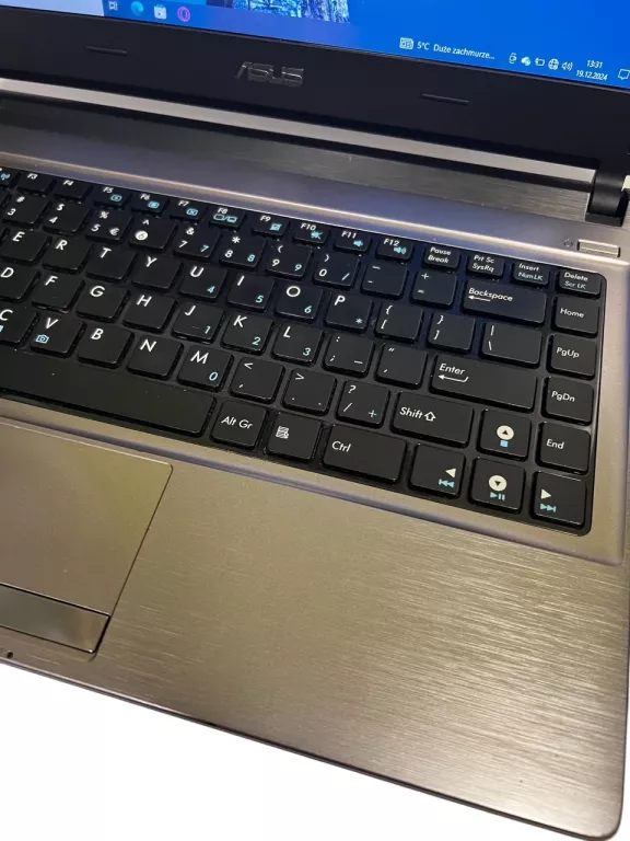 LAPTOP ASUS U32U-RX004 4GB RAM / 320GB HDD WIN 10 TANIO!