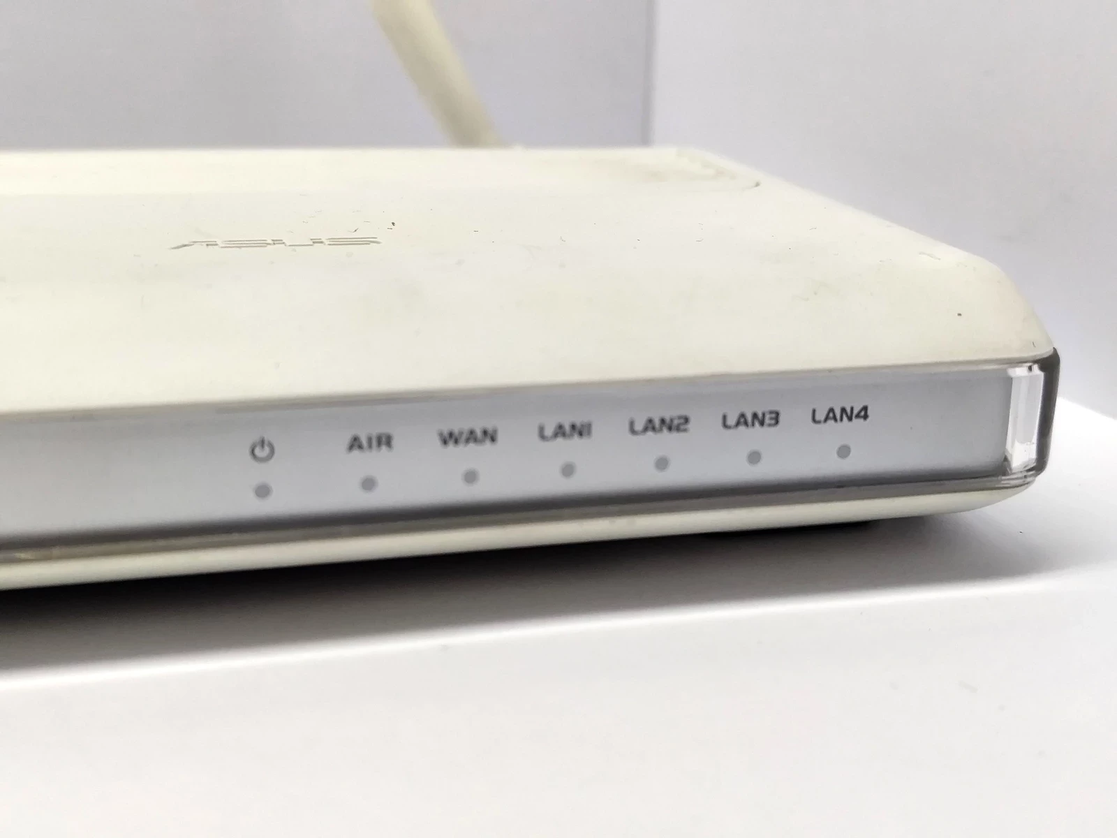 router-stacjonarny-asus-wl-520gu-bialy-stan-11323-2