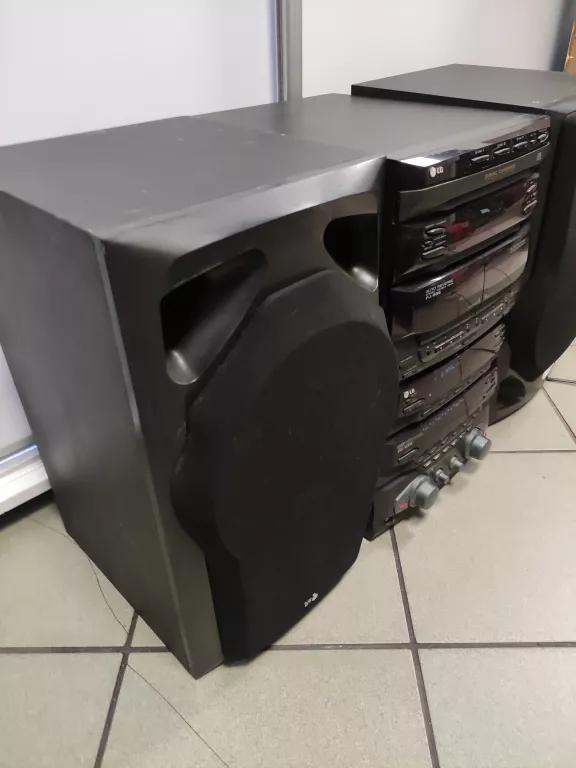 wieza-lg-fr-686ax-glosniki-radio-226058-1