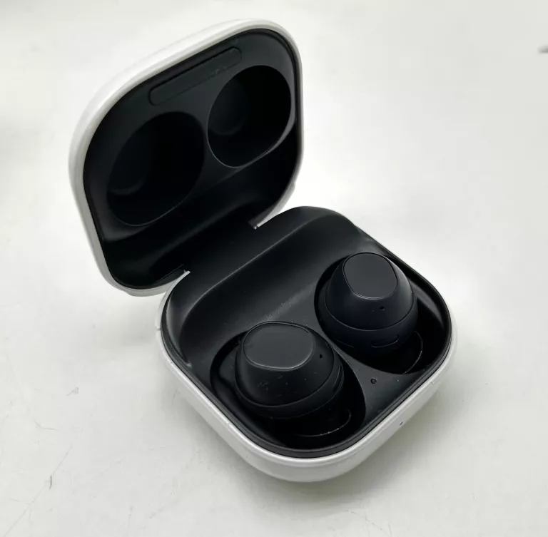 SŁUCHAWKI GALAXY BUDS FE KOMPLET