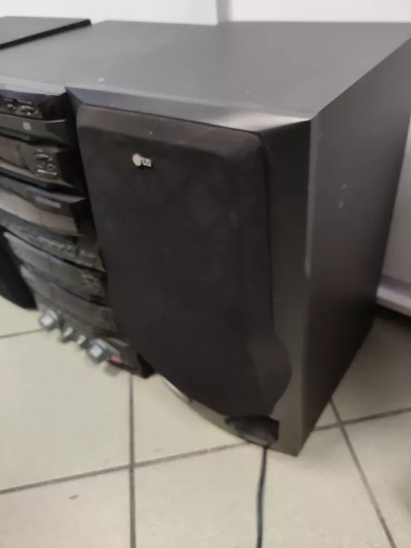 wieza-lg-fr-686ax-glosniki-rodzaj-odtwarzanych-nosnikow-226238-1