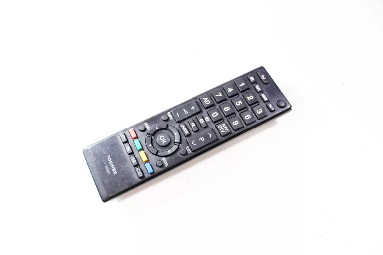 TELEWIZOR TOSHIBA 32W2333D / PILOT