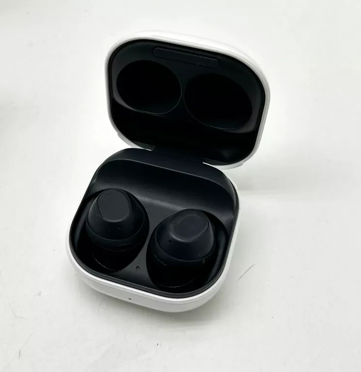 SŁUCHAWKI GALAXY BUDS FE KOMPLET