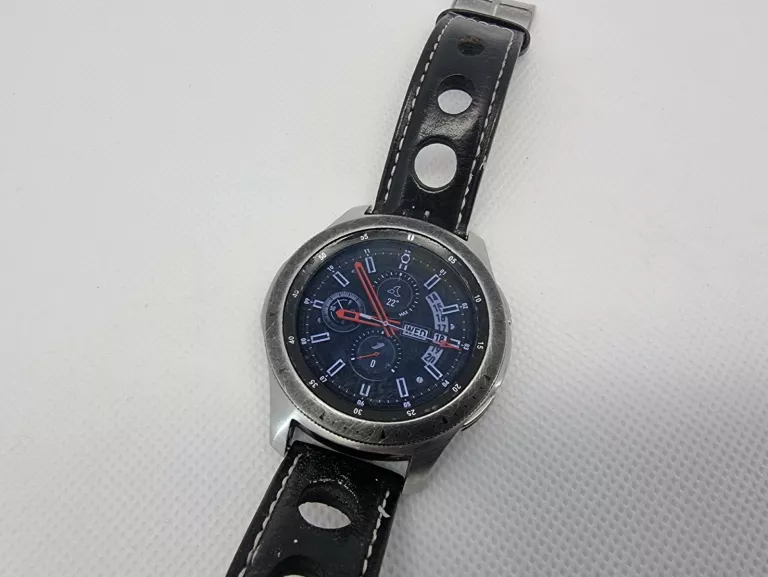 SAMSUNG GALAXY WATCH 46MM SILVER - SREBRNY SM-R800