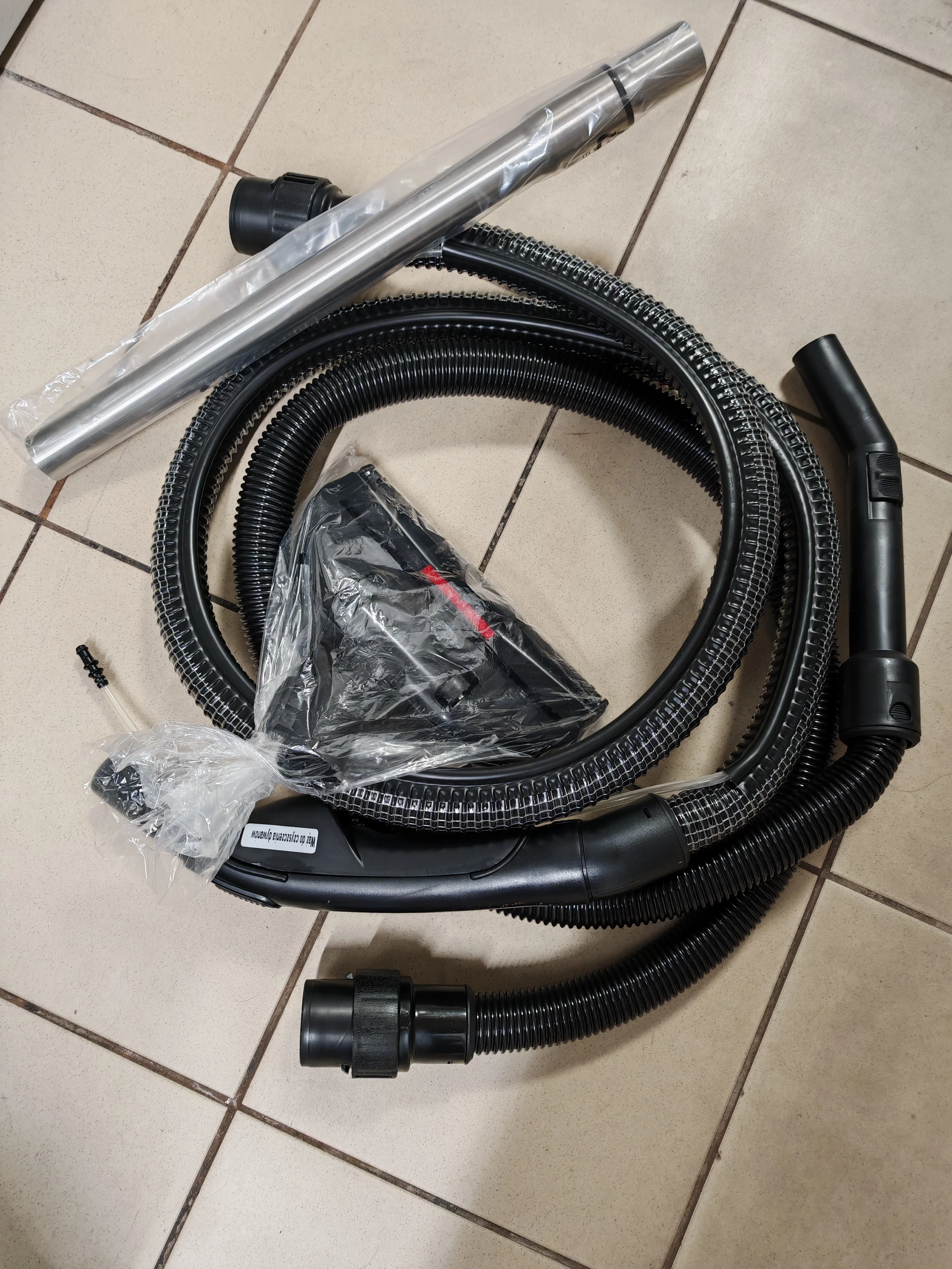 odkurzacz-pioracy-czyszczacy-grays-kolor-dominujacy-129357-3