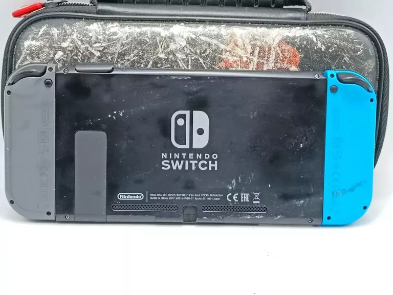 KONSOLA NINTENDO SWITCH HAC-001 + AKCESORIA