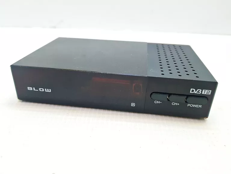 DEKODER BLOW DVB-T2 5000FHD KOMPLET