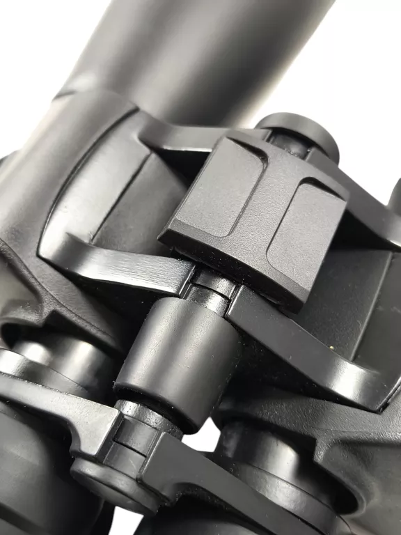 lornetka-maginon-10-30x60-etui-model-10-30x60